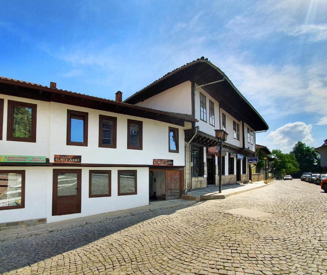 Стаи За Гости Елеганс Elena Exterior foto